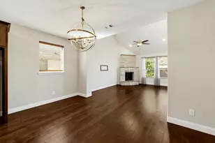 1920 Roundtree Cir E, Fort Worth, TX 76008 - Photo 12