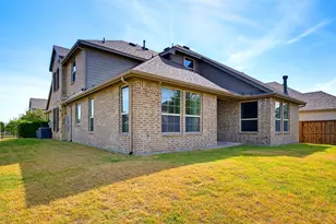 1920 Roundtree Cir E, Fort Worth, TX 76008 - Photo 38