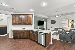 28 S Highland Dr, Sanger, TX 76266 - Photo 4