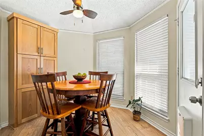 2211 Mediterranean Avenue, Arlington, TX 76011 - Photo 10