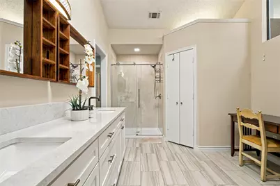 2211 Mediterranean Avenue, Arlington, TX 76011 - Photo 20
