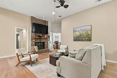 2211 Mediterranean Avenue, Arlington, TX 76011 - Photo 12