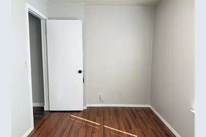 740 W Collins Street, Denton, TX 76201 - Photo 16