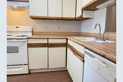 740 W Collins Street, Denton, TX 76201 - Photo 6