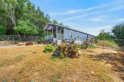 2809 Cypress Street, Granbury, TX 76048 - Photo 2