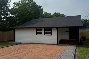111 E San Antonio Ave, Cooper, TX 75432 - Photo 1