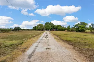 393 Peevey Ln, Robinson, TX 76706 - Photo 34