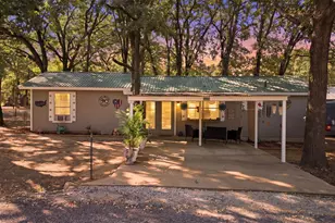2225 Hillcrest Cir, Gordonville, TX 76245 - Photo 2