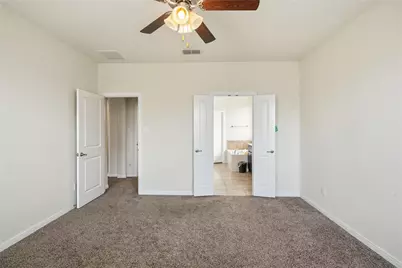 560 Pendennis Drive, Saginaw, TX 76131 - Photo 14