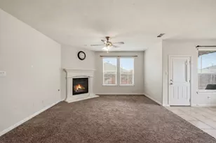 560 Pendennis Dr, Saginaw, TX 76131 - Photo 6