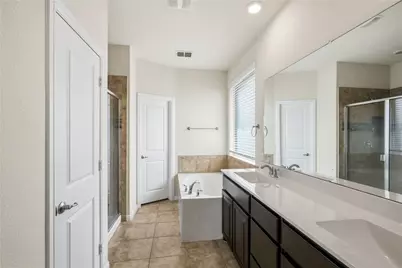 560 Pendennis Drive, Saginaw, TX 76131 - Photo 16
