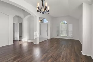1718 Falcon Dr, Corinth, TX 76210 - Photo 10