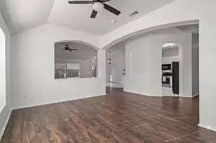1718 Falcon Dr, Corinth, TX 76210 - Photo 14
