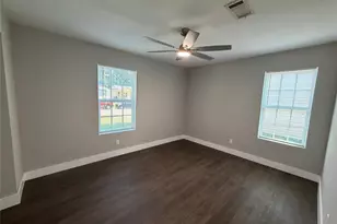 231 Elm St, Hurst, TX 76053 - Photo 16