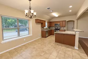 923 Grouse Rd, Glenn Heights, TX 75154 - Photo 10