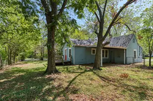 247 E North St, Wills Point, TX 75169 - Photo 26