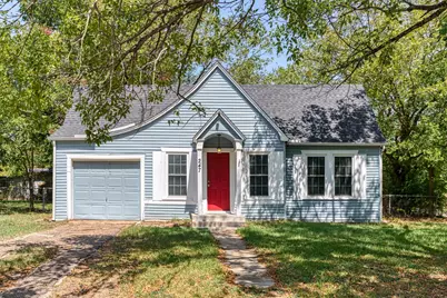 247 E North Street, Wills Point, TX 75169 - Photo 1