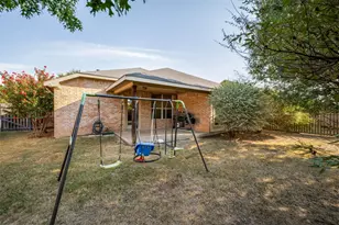 217 Southpeak Ln, Ponder, TX 76259 - Photo 24