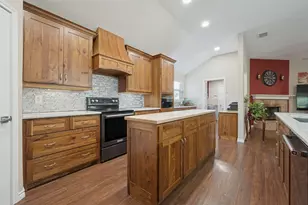 217 Southpeak Ln, Ponder, TX 76259 - Photo 6