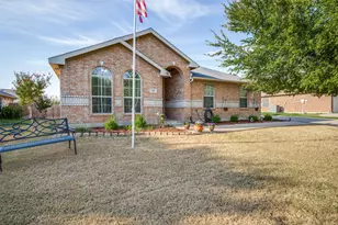 217 Southpeak Ln, Ponder, TX 76259 - Photo 36
