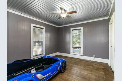 112 W Hackberry Street, Malone, TX 76660 - Photo 32