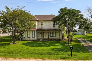 112 W Hackberry St, Malone, TX 76660 - Photo 6