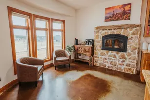 600 Finney Dr, Weatherford, TX 76085 - Photo 8