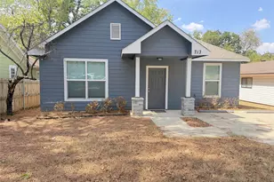 713 N Wood St, Denton, TX 76209 - Photo 2