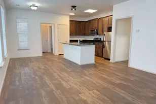 713 N Wood St, Denton, TX 76209 - Photo 8