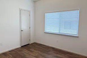 713 N Wood St, Denton, TX 76209 - Photo 22