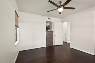 2422 Mockingbird Ln, Garland, TX 75042 - Photo 18