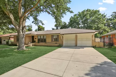2422 Mockingbird Lane, Garland, TX 75042 - Photo 30