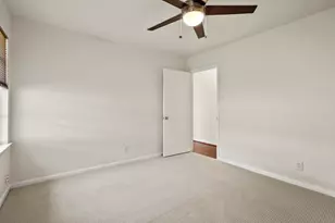 2422 Mockingbird Ln, Garland, TX 75042 - Photo 22