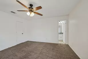 10 W Meadow Ln, Bedford, TX 76021 - Photo 20