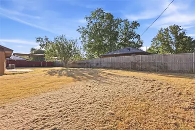 527 W Aubrey Street, Pilot Point, TX 76258 - Photo 20