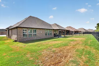 1070 Mickelson Drive, Granbury, TX 76048 - Photo 38