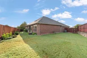 312 Nutmeg, Burleson, TX 76028 - Photo 32