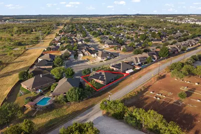 312 Nutmeg, Burleson, TX 76028 - Photo 8