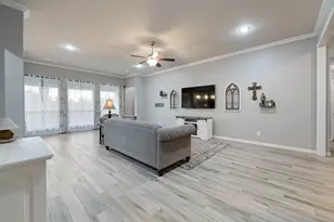 312 Nutmeg, Burleson, TX 76028 - Photo 16