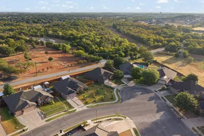 312 Nutmeg, Burleson, TX 76028 - Photo 4