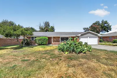5900 Whitman Avenue, Fort Worth, TX 76133 - Photo 1