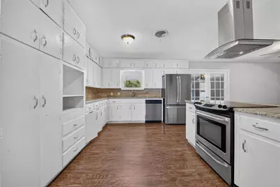 5900 Whitman Avenue, Fort Worth, TX 76133 - Photo 8