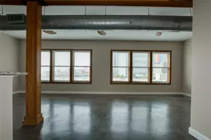 2502 Live Oak St, Dallas, TX 75204 - Photo 2