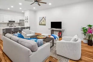 2305 Worthington St, Dallas, TX 75204 - Photo 4