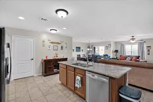 521 Leatherman Dr, Saginaw, TX 76179 - Photo 10
