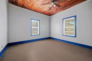 605 E Woodard St, Denison, TX 75021 - Photo 8