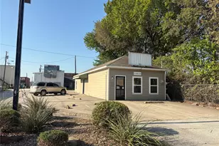 111 W 5th St, Justin, TX 76247 - Photo 1