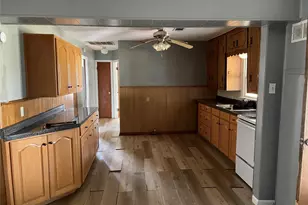 219 Playdium Dr, West, TX 76691 - Photo 8