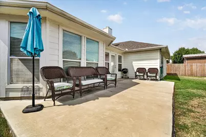 1004 Eden Street, Burleson, TX 76028 - Photo 24