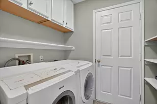 1004 Eden St, Burleson, TX 76028 - Photo 14